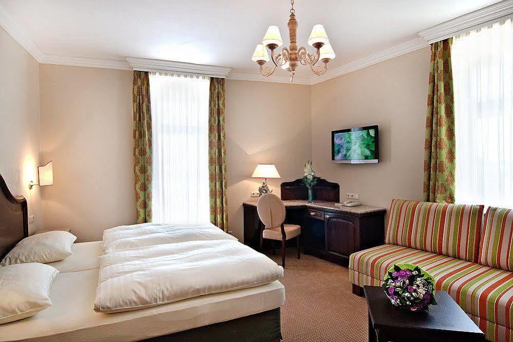 Atel Hotel Lasserhof Salzburg Buitenkant foto