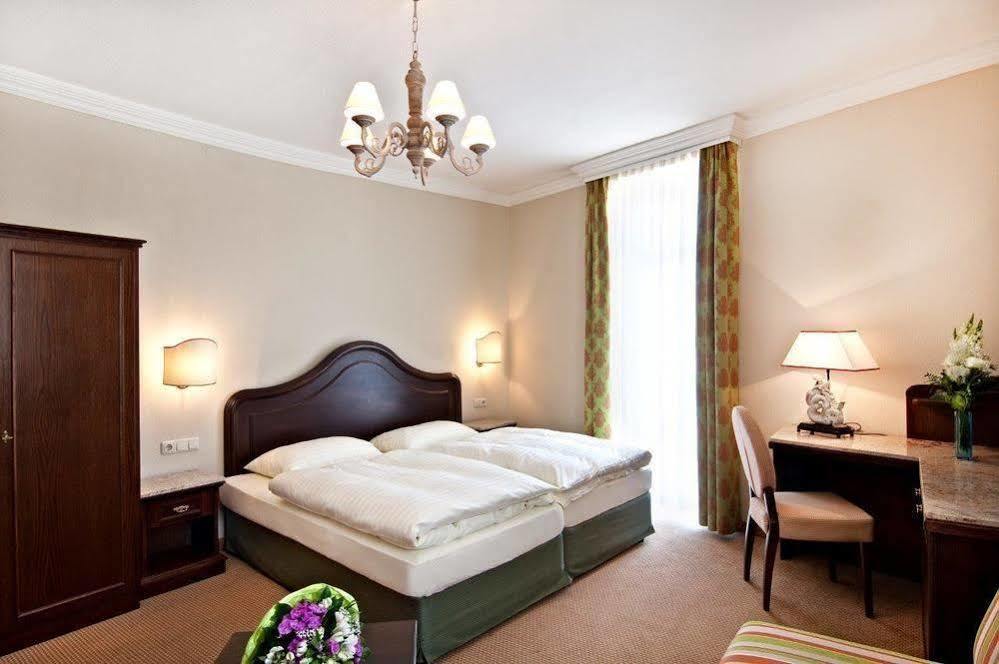 Atel Hotel Lasserhof Salzburg Buitenkant foto