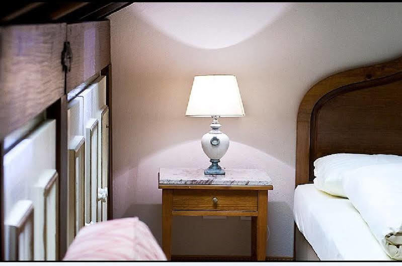 Atel Hotel Lasserhof Salzburg Buitenkant foto